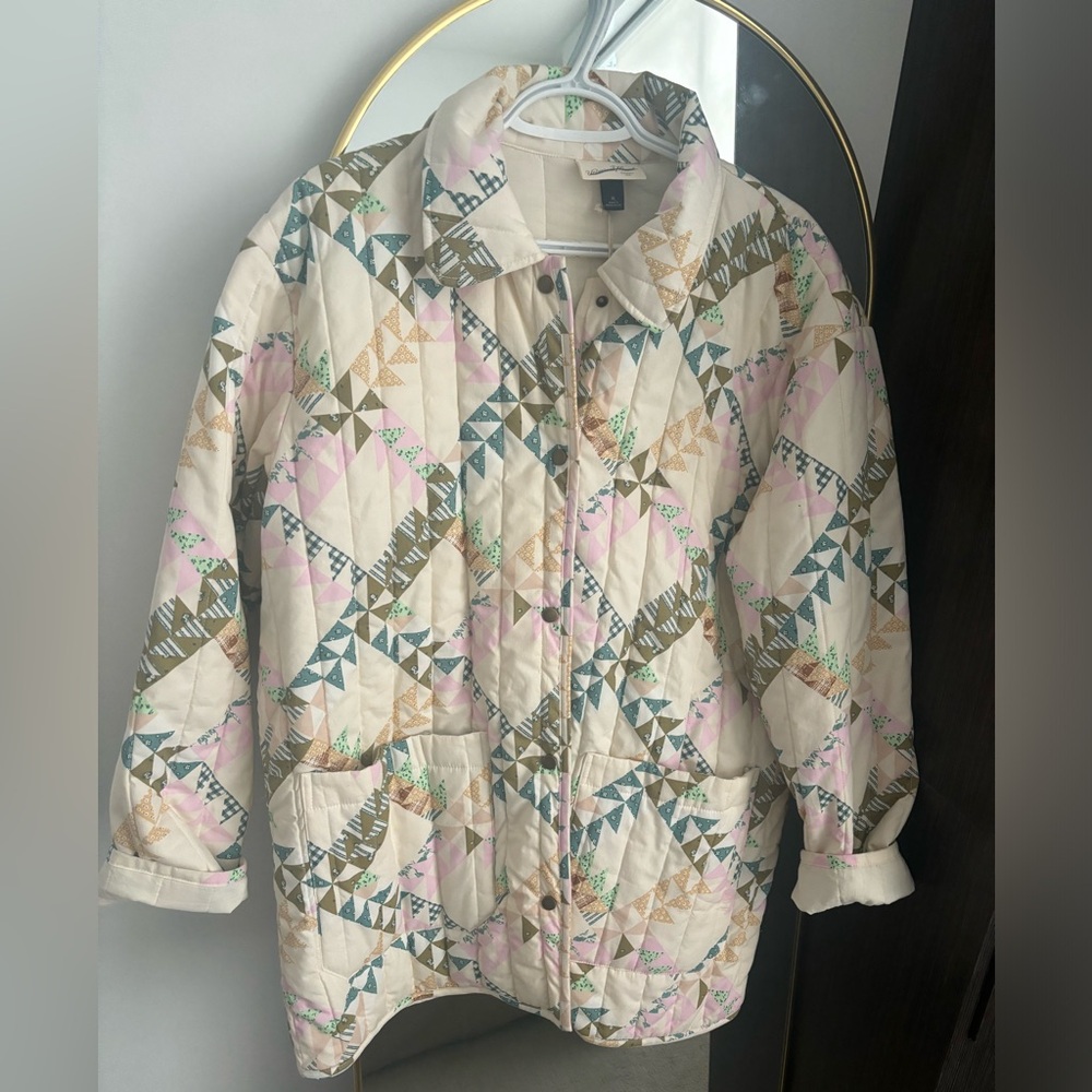 Universal thread quilted jacket